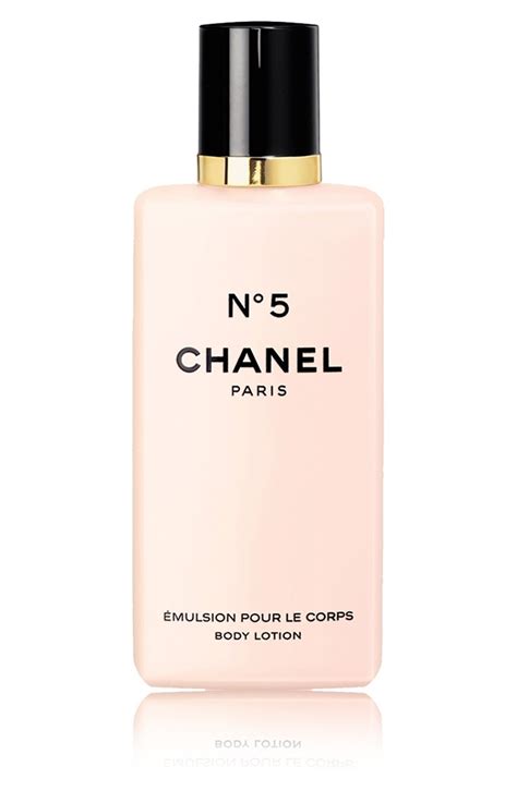 chanel l eau vs chanel no 5 lotion|Chanel no 5 body wash.